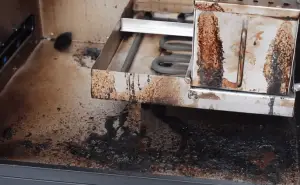 How to clean vertical smoker